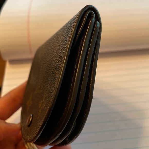 Louis Vuitton pouch - Picture 4 of 7